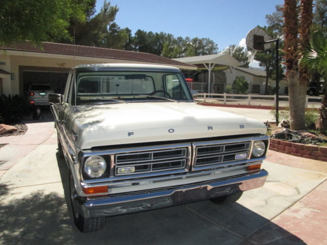 1972 White Ford F-250 PICKUP
