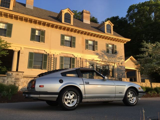1983 SILVER Nissan 280ZX Coupe