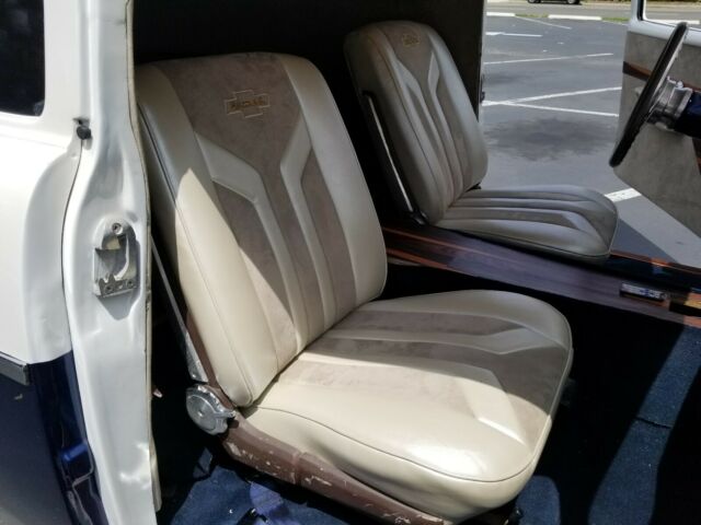 1957 Blue Chevrolet Bel Air/150/210 Wagon