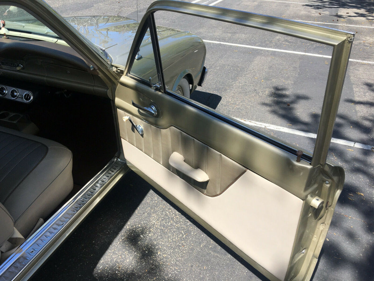 1962 Ford Falcon Coupe