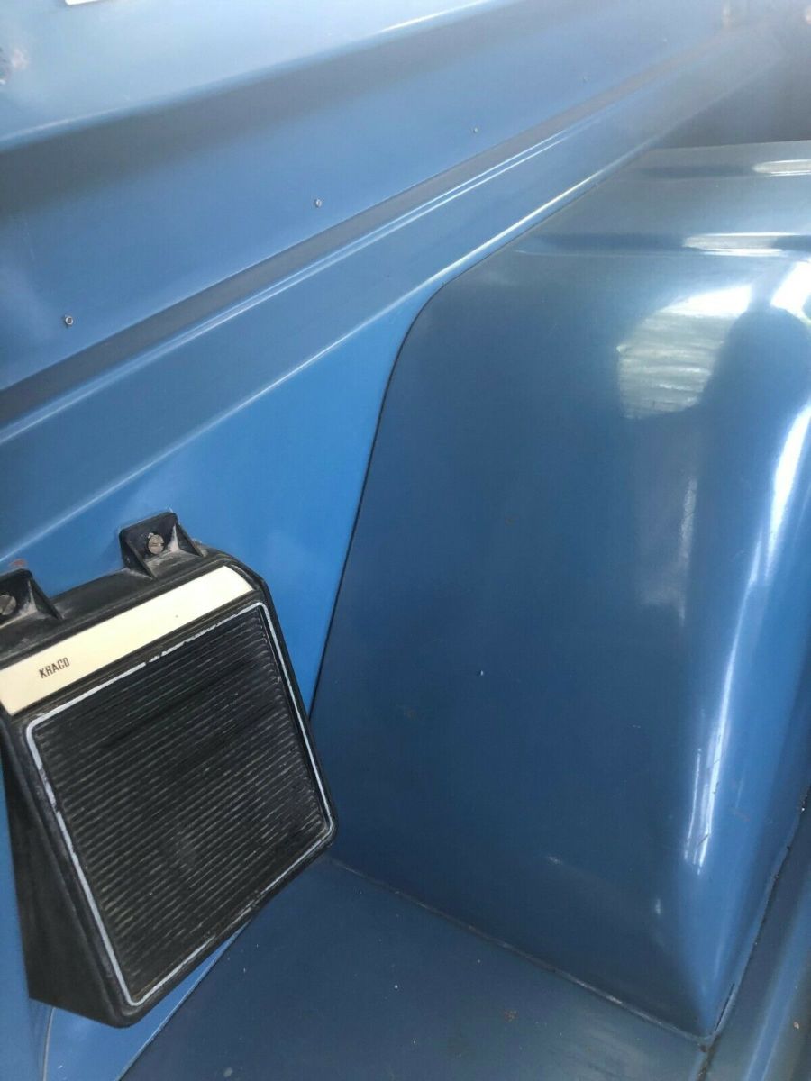 1970 Blue Ford Bronco SUV