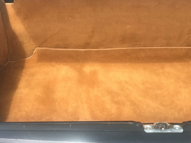 1983 White Mercedes-Benz SL-Class Convertible