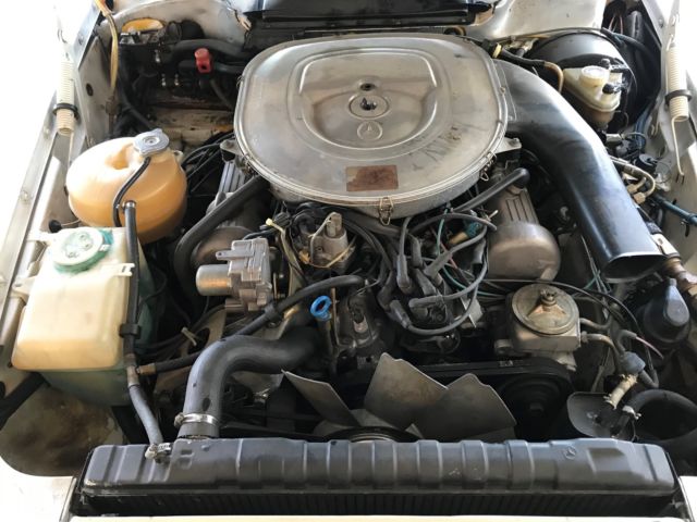 1983 White Mercedes-Benz SL-Class Convertible