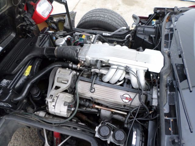 1985 Red Chevrolet Corvette