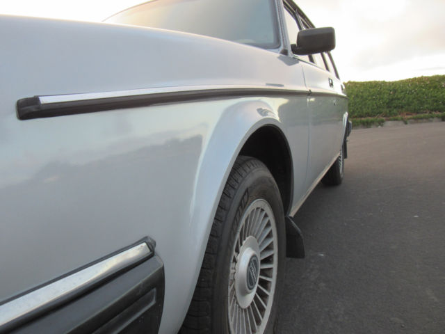 1984 Silver Volvo 240 Wagon