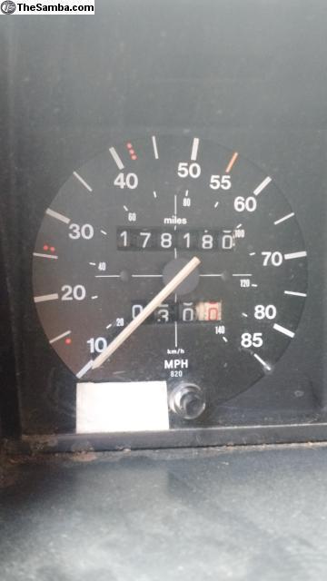 1982 White Volkswagen Bus/Vanagon