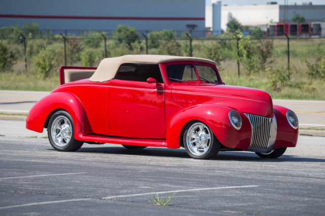 1939 Ford Cabrio