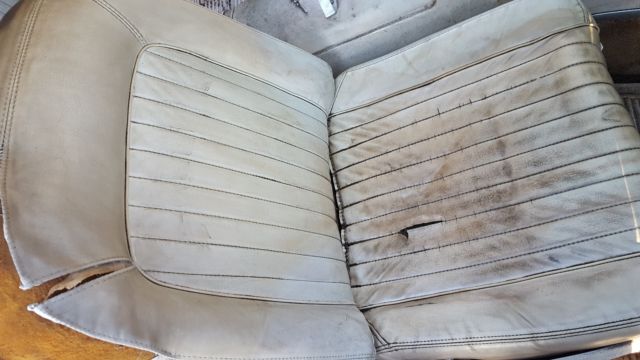 1962 Red/Tan Ford Thunderbird Coupe