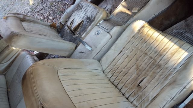 1962 Red/Tan Ford Thunderbird Coupe