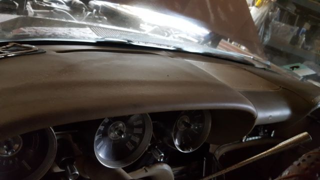 1962 Red/Tan Ford Thunderbird Coupe