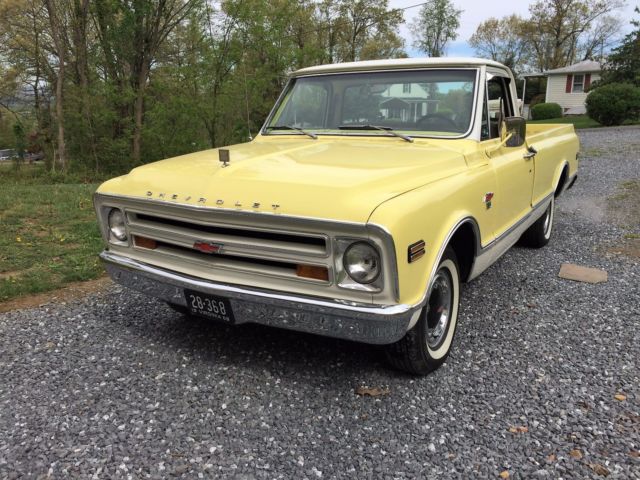 1968 Yellow Chevrolet C/K Pickup 1500