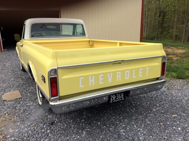 1968 Yellow Chevrolet C/K Pickup 1500