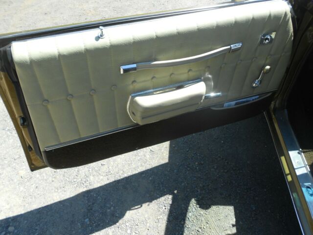 1972 Custom Olive Metallic Chevrolet Monte Carlo