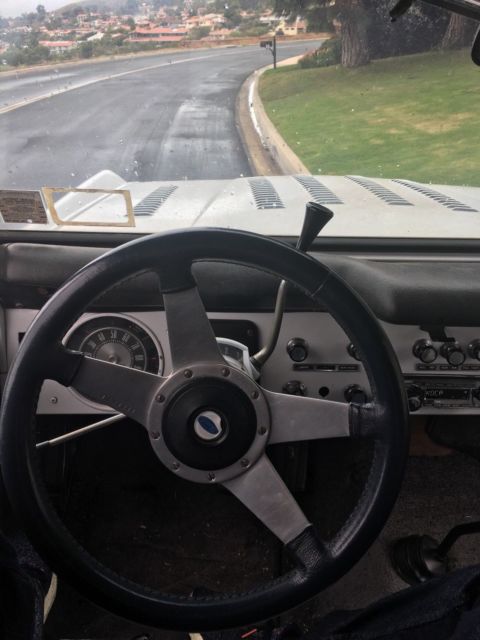 1974 White Ford Bronco SUV