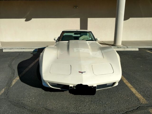 1979 Cream Chevrolet Corvette Coupe