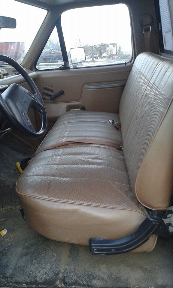 1987 Brown Ford F-250