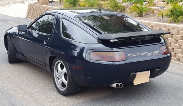 1987 Royal Blue Porsche 928 Coupe