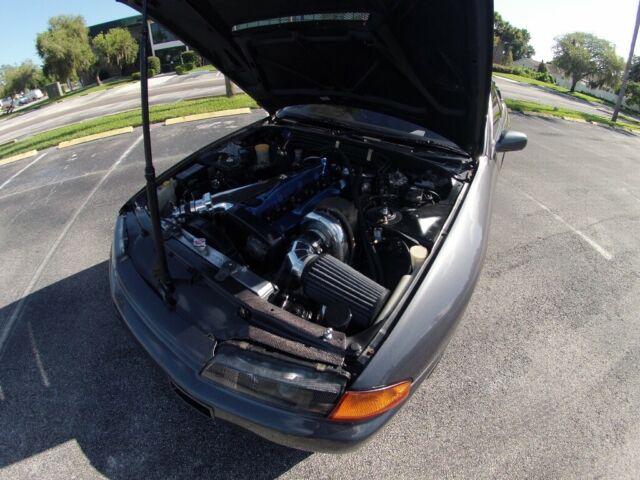 1990 Gray Nissan GT-R Coupe