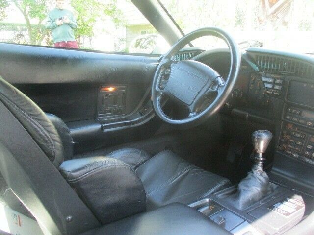 1992 White Chevrolet Corvette Coupe