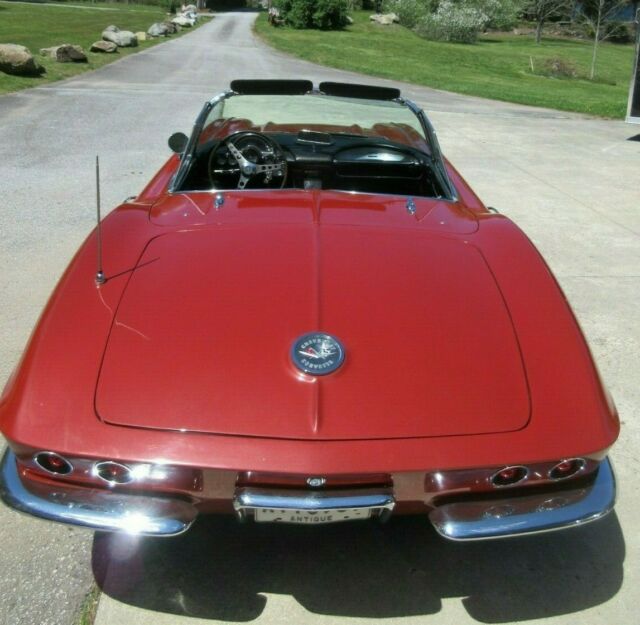 1962 Honduras Maroon Chevrolet Corvette Convertible