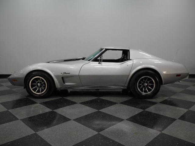 1975 Silver Chevrolet Corvette Coupe