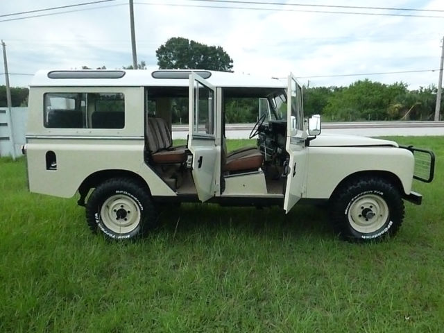 1982 Beige Land Rover Defender SUV