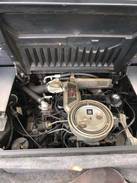 1984 White Pontiac Fiero