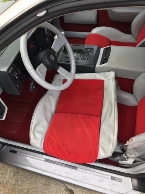 1984 White Pontiac Fiero