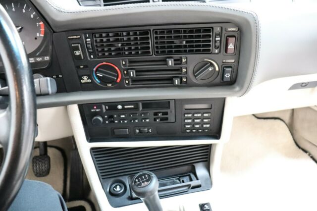 1987 Red BMW 6-Series Coupe