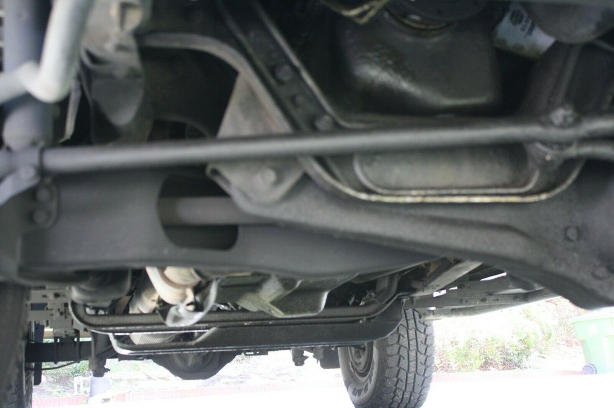 1993 White Ford Bronco SUV