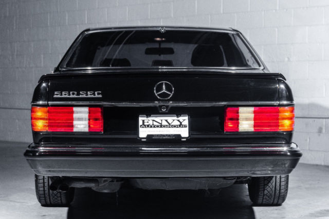 1987 Black Mercedes-Benz 500-Series