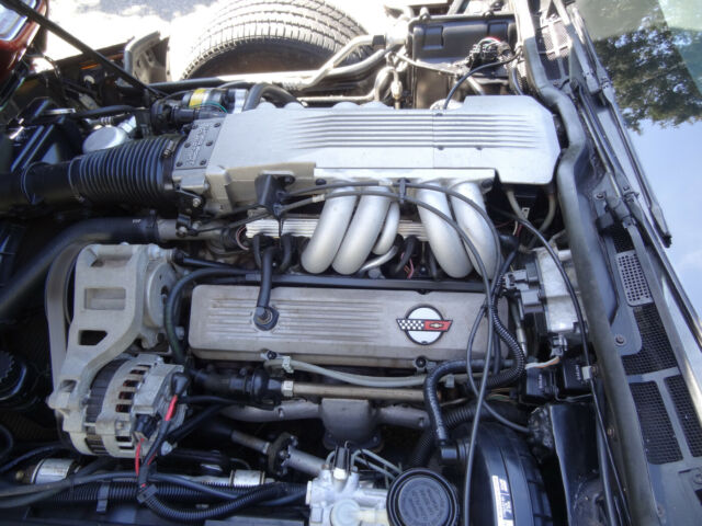 1986 Dark Red Metallic Chevrolet Corvette Coupe