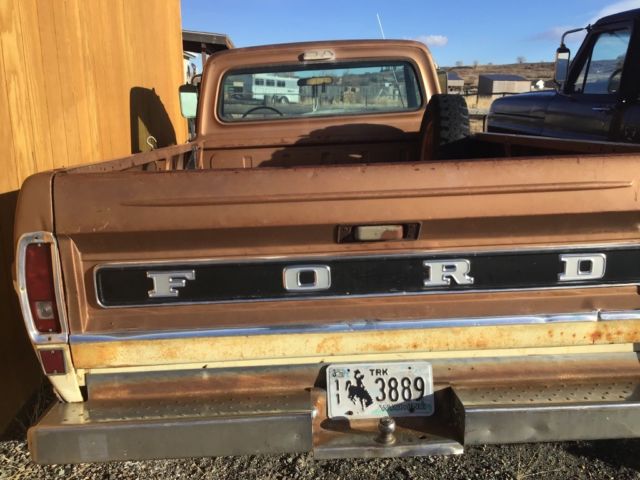 1972 Brown Ford F-100 Standard Cab Pickup