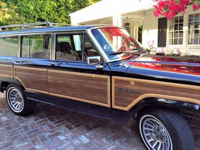 1989 Black Jeep Wagoneer SUV