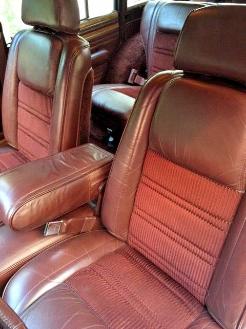 1989 Black Jeep Wagoneer SUV