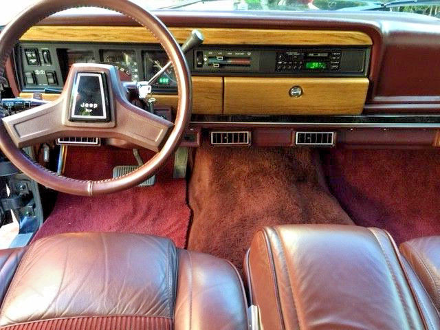 1989 Black Jeep Wagoneer SUV