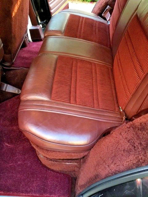 1989 Black Jeep Wagoneer SUV