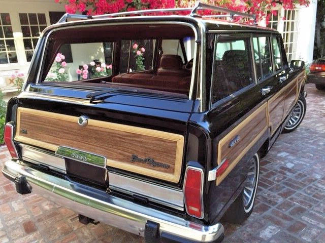 1989 Black Jeep Wagoneer SUV