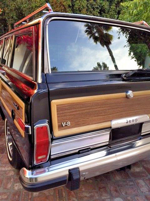 1989 Black Jeep Wagoneer SUV