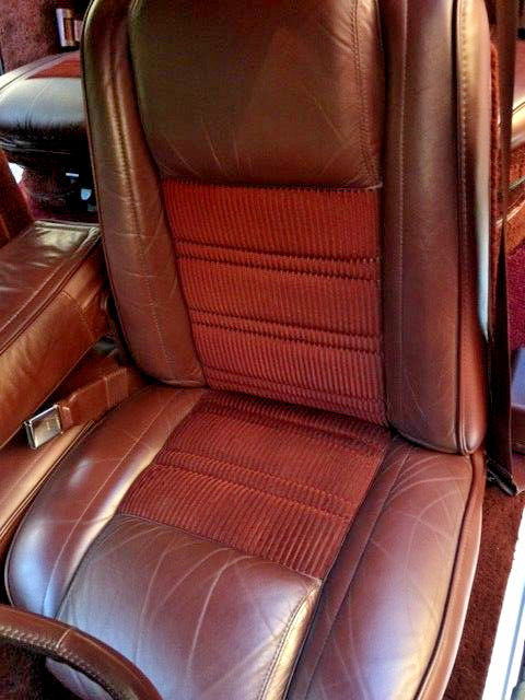 1989 Black Jeep Wagoneer SUV