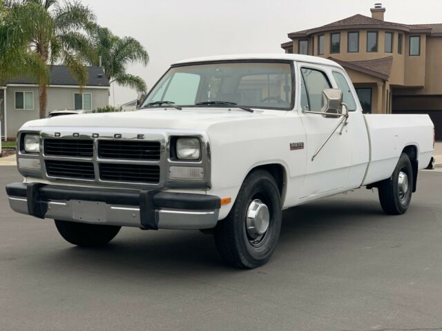 1992 White Dodge Ram 2500 Extended Cab Pickup