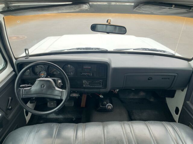 1992 White Dodge Ram 2500 Extended Cab Pickup