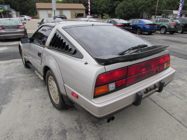 1984 Silver Nissan 300ZX Coupe