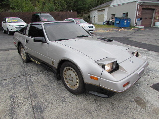 1984 Silver Nissan 300ZX Coupe