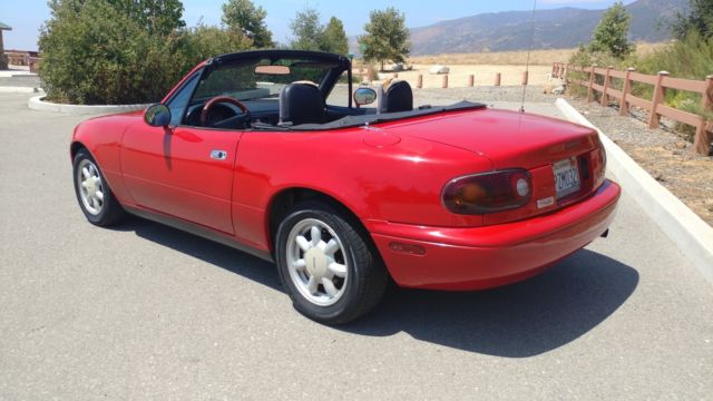 1990 Red Mazda MX-5 Miata Convertible