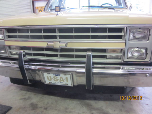 1986 Tan Chevrolet C-10 Coupe