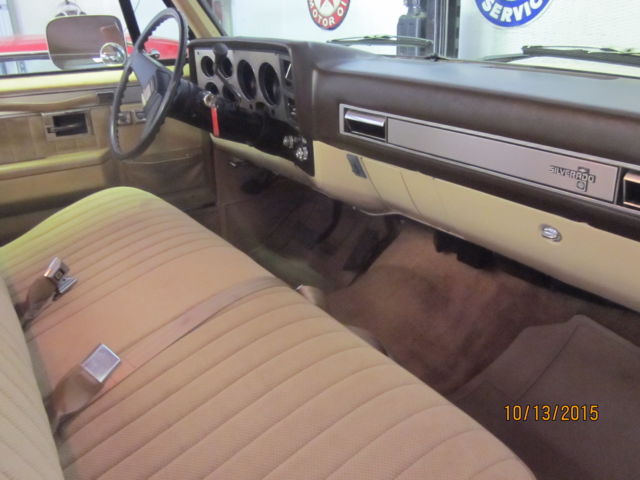 1986 Tan Chevrolet C-10 Coupe