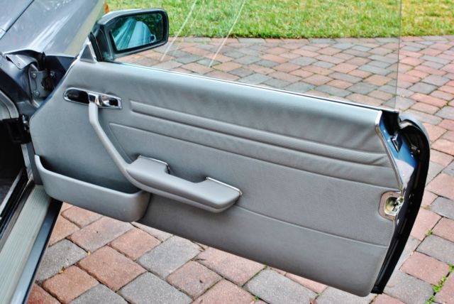 1989 Mercedes-Benz SL-Class Convertible