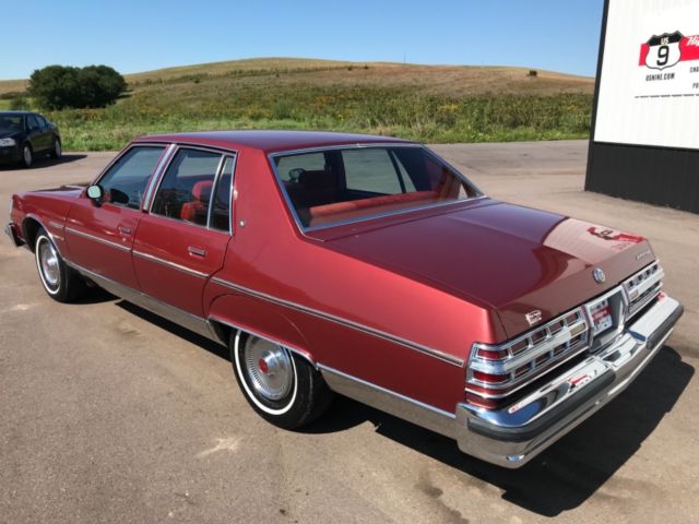 1979 Burgundy Pontiac Bonneville Sedan