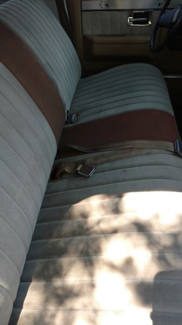 1984 White Chevrolet C/K Pickup 3500 Crew Cab Pickup